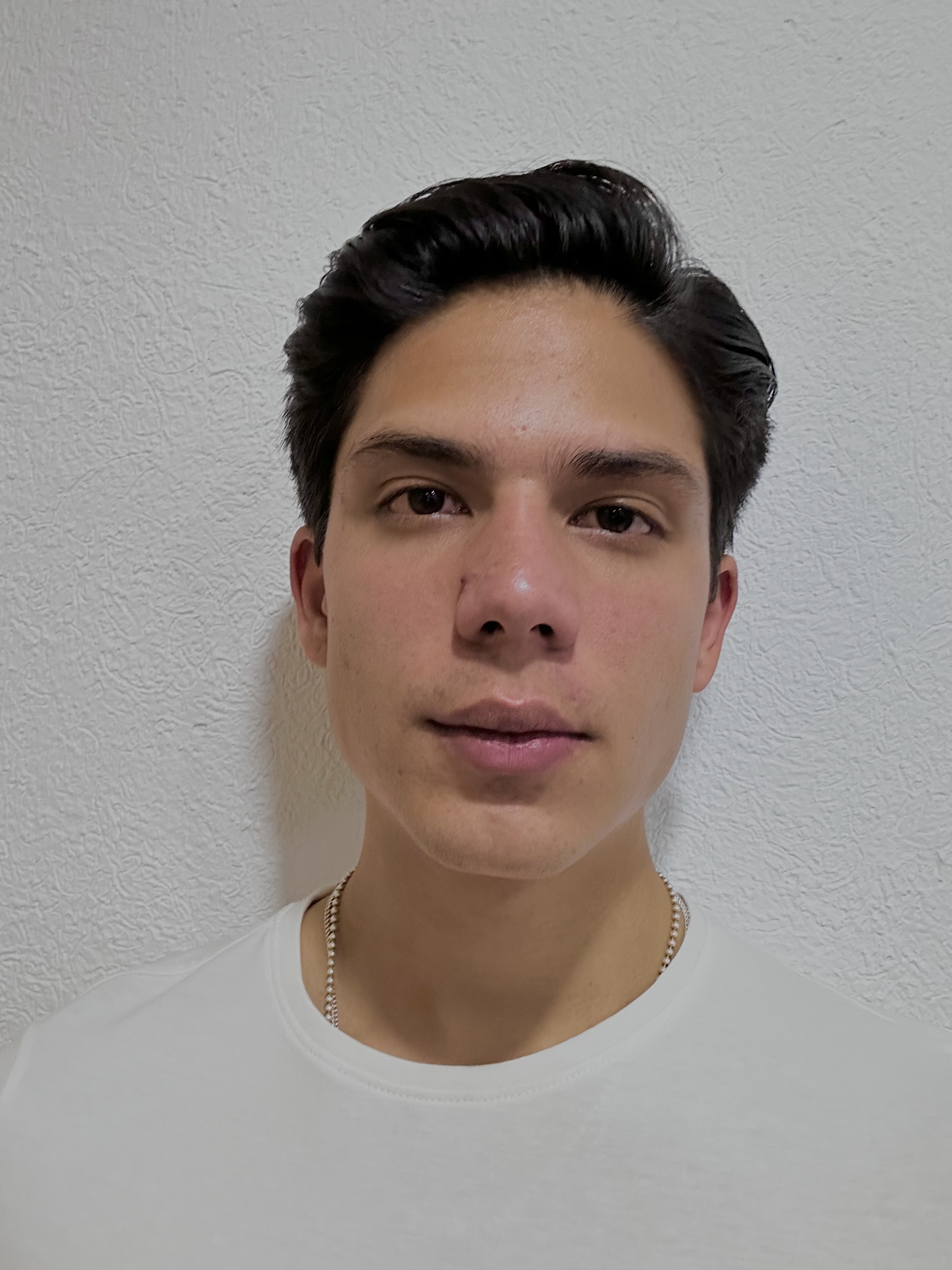 Alexis Flores Eguiarte